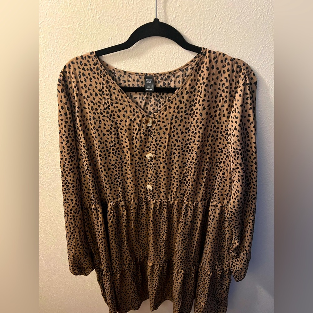 SHEIN Allover Print Half Button Ruffle Hem Smock Dress Size 4X (20)